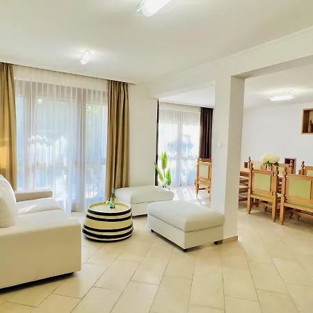 Szofia Apartment